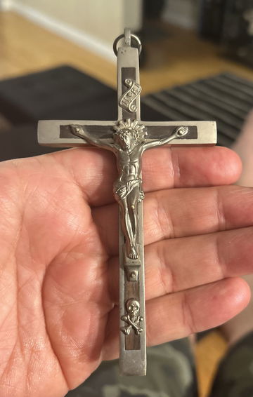 Regan’s cross from T image 1