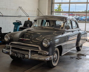 1951 Chevrolet Delux image 1