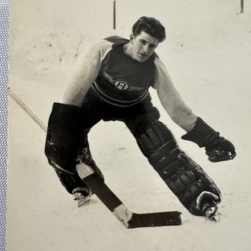 Antique Hockey Real image 2