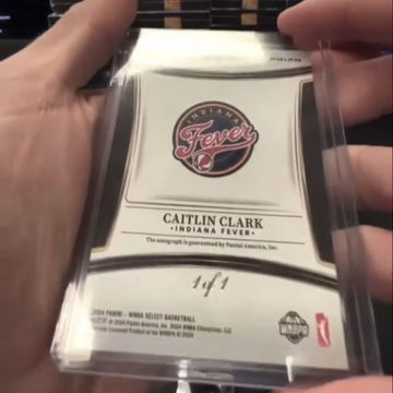 Caitlin Clark Panini image 2